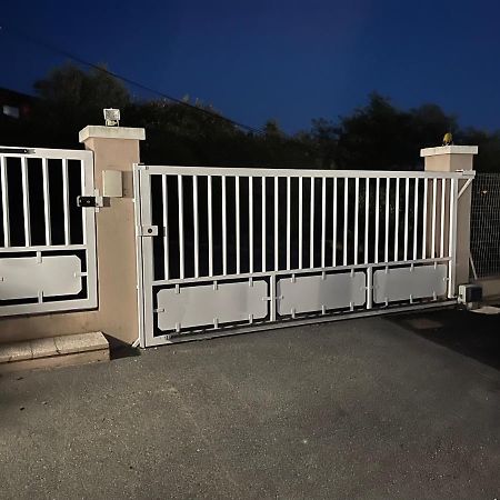 Ferienwohnung Oustaou Di Ercole Bormes-les-Mimosas Exterior foto