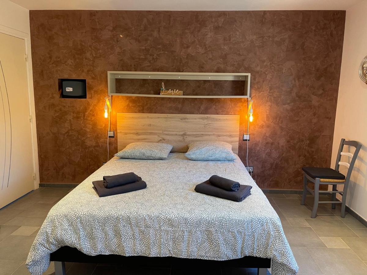 Ferienwohnung Oustaou Di Ercole Bormes-les-Mimosas Exterior foto